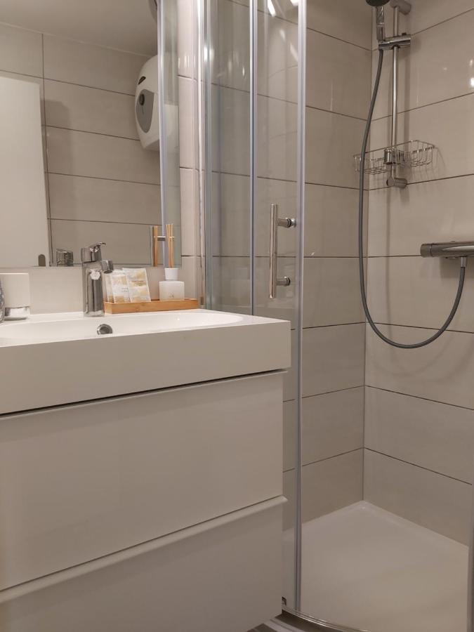 Apartments Gorinka Башка Екстер'єр фото